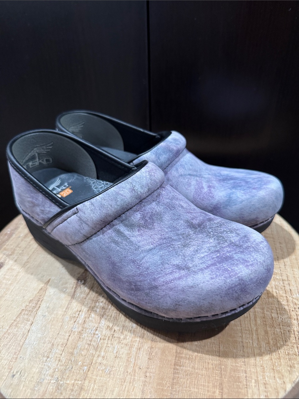 Dansko XP 2.0 professional work clogs in a slate marbled nubuck finish